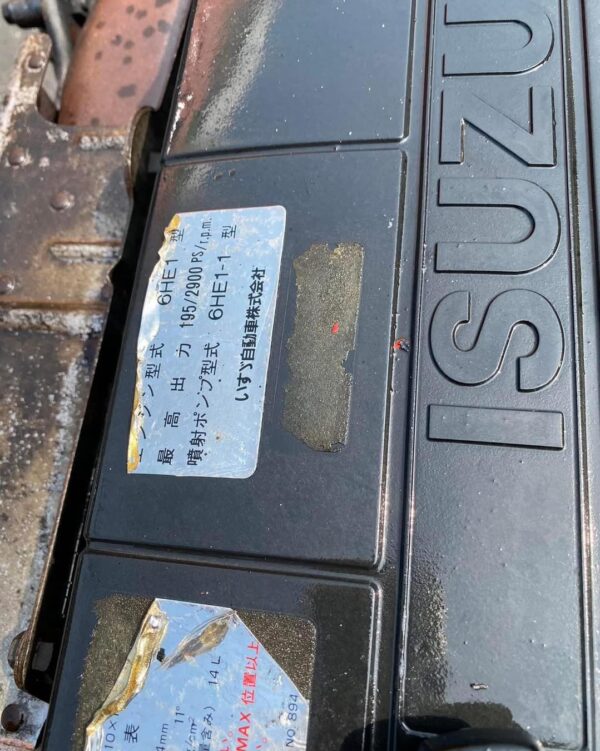 Isuzu 6HE1, 195HP Excellent condition - Image 5