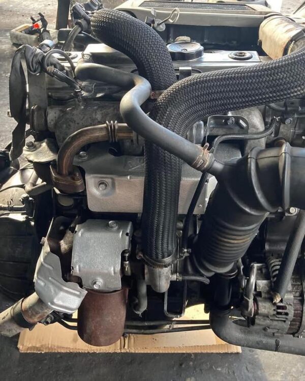 Mitsubishi 4m40 intercooler turbo 4×4 manual transmission - Image 3