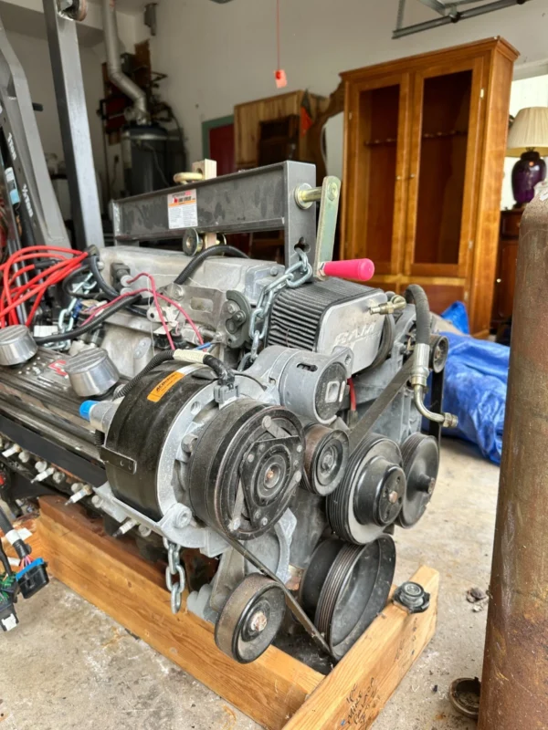 CHEVROLET RAM-JET 350 CRATE ENGINE WITH ACCESSORIES – USED 7,000 MILES - Image 6
