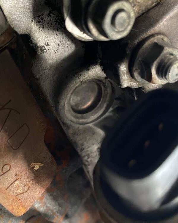 Hilux 1kd engine 2007 - Image 2