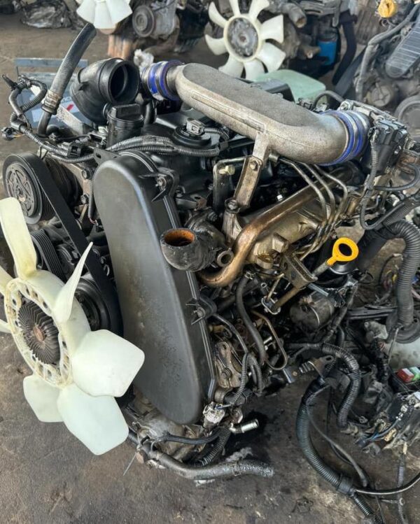 Hilux 2KD FTV engine 2.5L