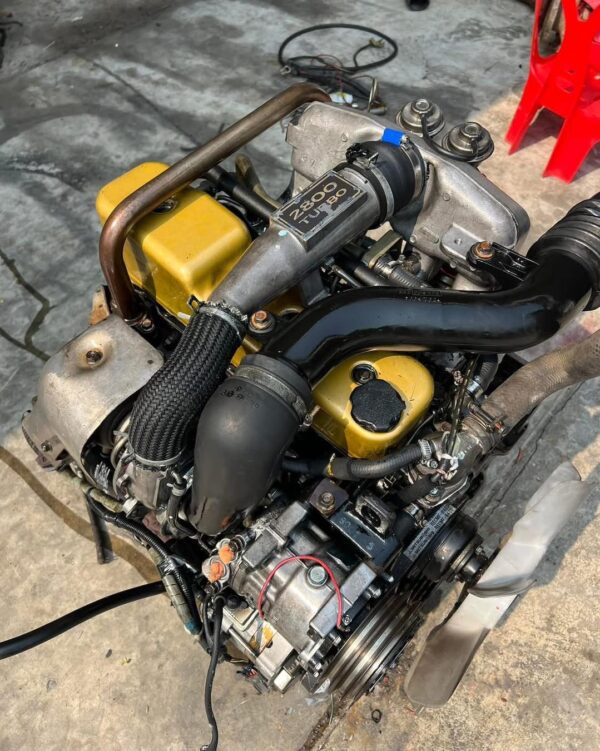 Isuzu 4JB1 Turbo Engine - Image 9