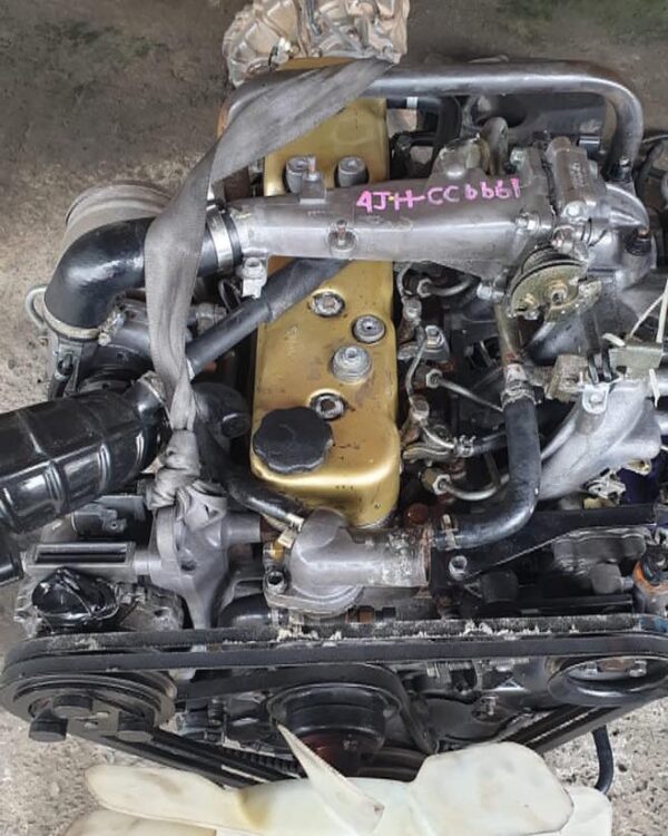 Isuzu 4JH1 engine Turbo charged - Image 3