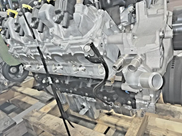 New 6.6 Chevrolet L8T Long Block Engine Back Core - Image 6