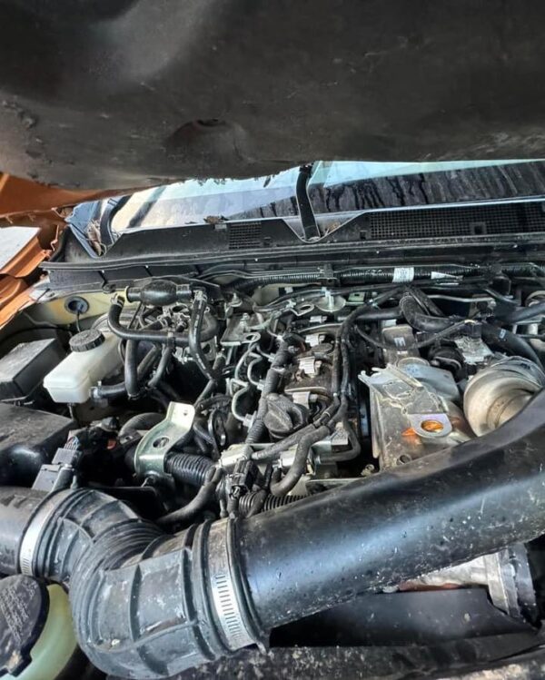 Nissan YD25 engine for Navara NP300 turbo diesel - Image 2