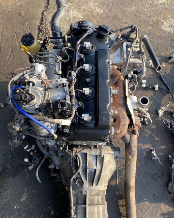 Toyota Hilux 2013. 2KD FTV engine - Image 6
