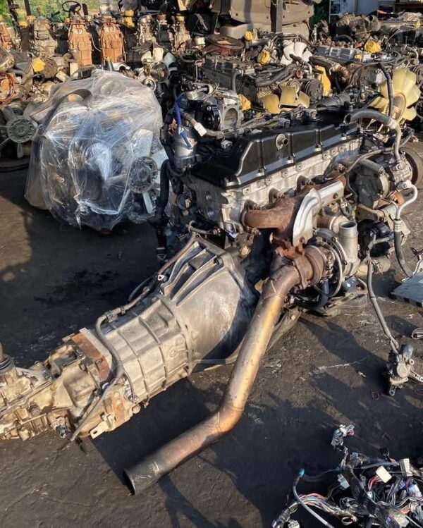 Toyota Hilux 2013. 2KD FTV engine - Image 8