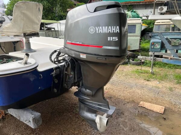 Yamaha outboard 115 HP Used and in excellent condition - Image 3