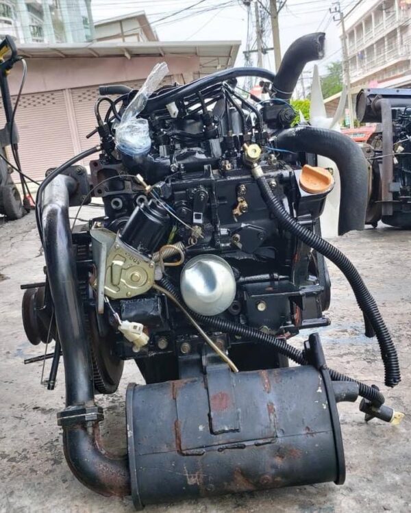 Yanmar 3TNA68 engine1100 hrs - Image 3