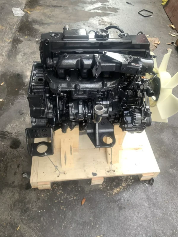 Caterpillar excavator CAT 307 Mitsubishi 4M40 complete engine - Image 2