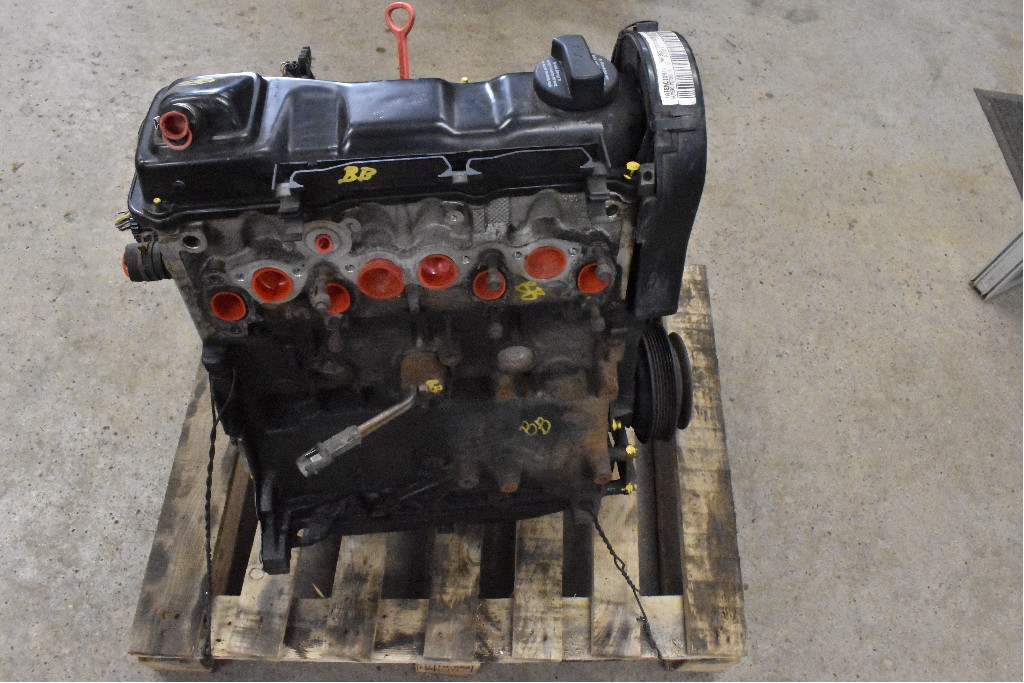 VW CADDY Mk II (9K9A) Engine - Image 4